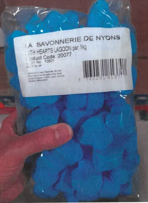 Bombe da bagno «Bath hearts lagoon / Bath balls lagoon» — foto 3 dell'alert A12/00467/23