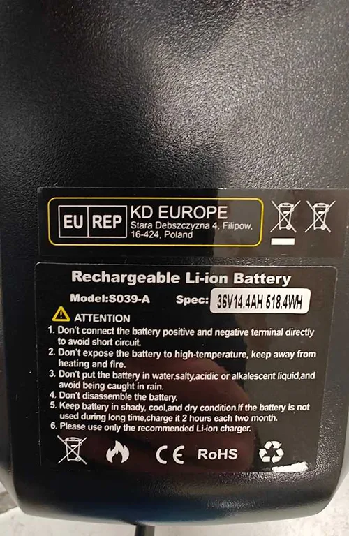 Batteria e caricabatterie — foto 4 dell'alert SR/01292/25