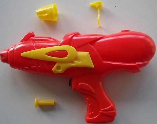 Set di giocattoli da spiaggia «Beach Toys» — foto 2 dell'alert A12/0860/14