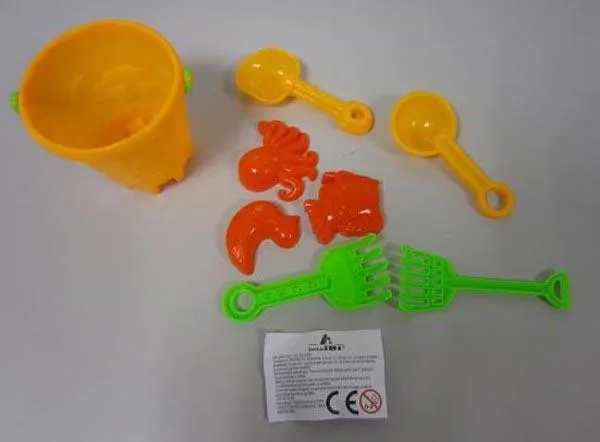 Set di giocattoli da spiaggia «Beach toys/Set de Playa» — foto 5 dell'alert A12/1255/16
