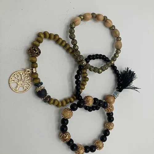 Set di braccialetti «Beaded bracelet» (Fashion Jewelry)