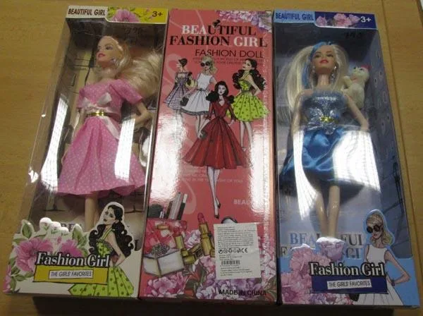 Bambola di plastica «BEAUTIFUL / FASHION GIRL» — foto 2 dell'alert A12/0081/18