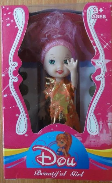 Bambola di plastica «Beautiful girl» (Dou)
