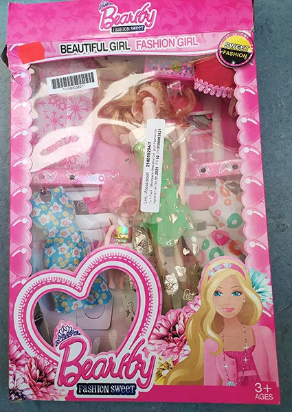 Set di bambole di plastica «Beautiful Girl, Fashion Girl» — foto 2 dell'alert A12/00402/22