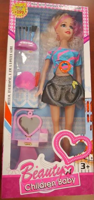 Bambola di plastica «Beauty Children Baby» (Toys 4 Less P299)