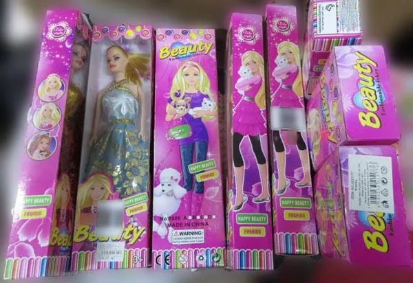 Bambola di plastica «Beauty Fashionable joker» — foto 4 dell'alert A12/0807/18