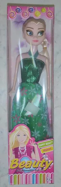 Bambola di plastica «Beauty Fashionable joker» (Unknown)