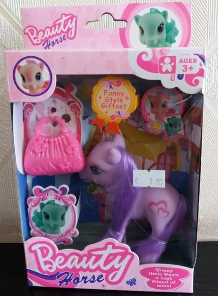 Set di cavalli in plastica «Beauty Horse» — foto 2 dell'alert A12/1382/19