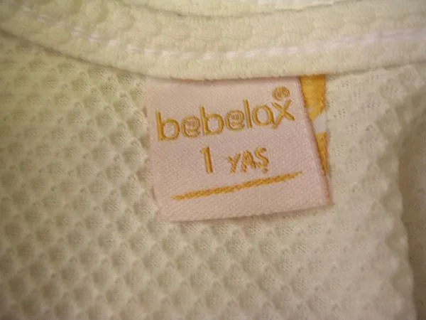 Set di abbigliamento per bambini «Béb i ruha» — foto 4 dell'alert A12/0288/19