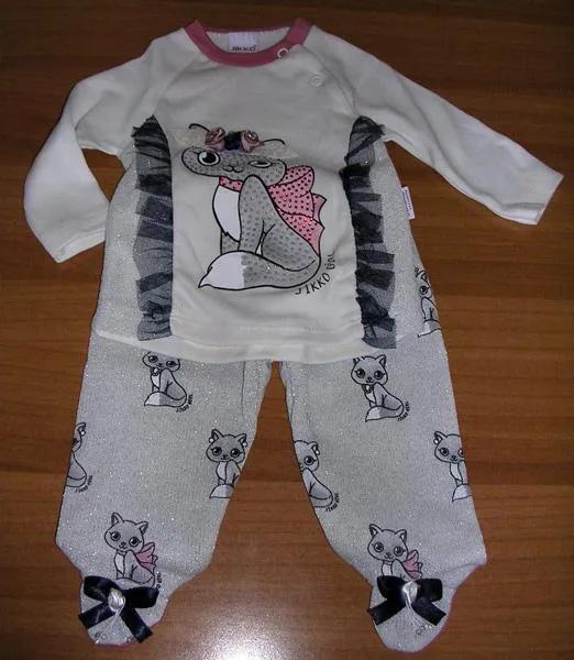 Set di abbigliamento per bambini «bébi együttes» (Jikko Exclusive)
