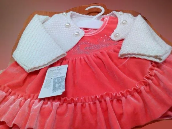 Abito da ragazza con bolero «Bébi ruha» — foto 2 dell'alert A12/0842/17