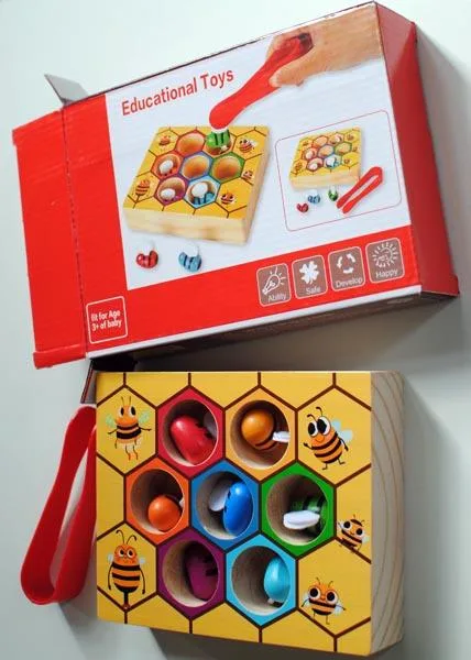 Giocattolo di legno «Bee wooden toy» (Unknown)