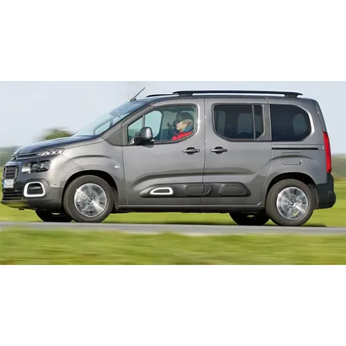 Autovettura «Berlingo (Citroen) Partner (Peugeot) Proace city(Toyota) Combo(Opel)» — foto 1 dell'alert A12/00859/24