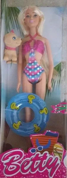 Bambola di plastica «BETTY» (Unknown)