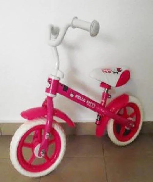 Bicyle di equilibrio (Hello Kitty)