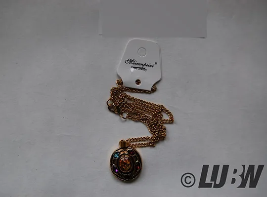 Collana «Bifriend-The Avengers Alliance Movies Thanos Charm Anhänger Halskette Personalisierte Zi…» — foto 2 dell'alert INFO/00033/22