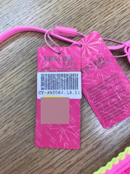 Bikini delle ragazze — foto 3 dell'alert A12/1769/17