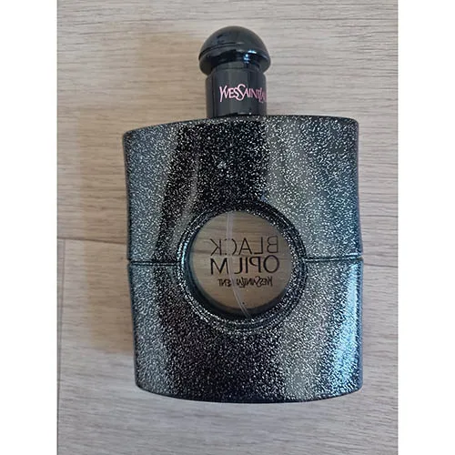Profumo «BLACK OPIUM» — foto 2 dell'alert A12/02106/24