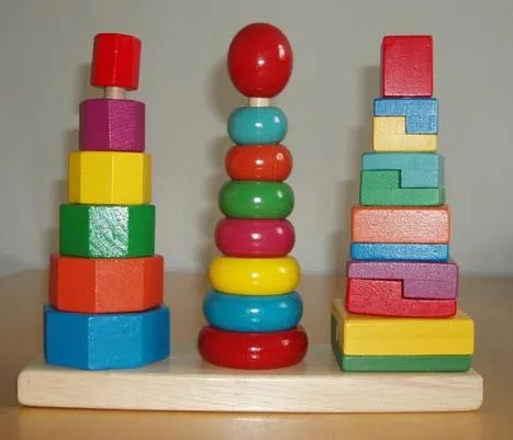 Blocchi di legno – "Stabeltårn" (TOY AND GAME)