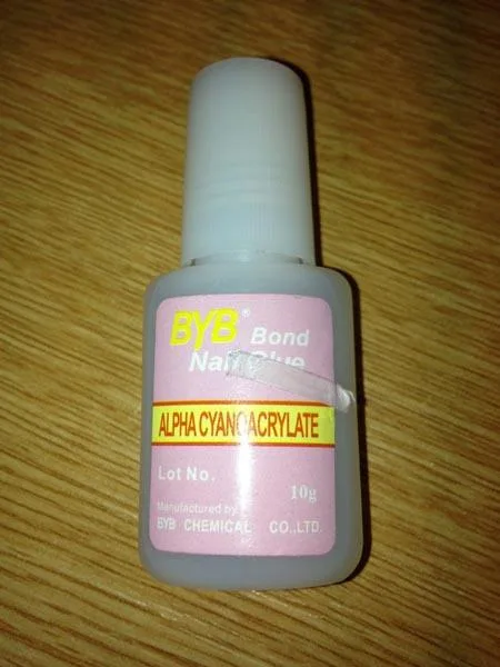 Colla per unghie «Bond Nail Glue» — foto 1 dell'alert A12/1102/15