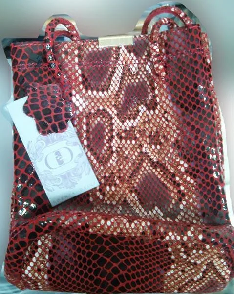 Borsa a mano — foto 1 dell'alert A12/1060/16