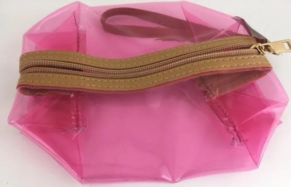Borsa da bagno — foto 1 dell'alert A12/1879/17