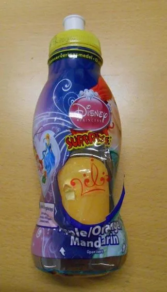 Bottiglia di succo con giocattolo a sorpresa — foto 3 dell'alert A12/0062/17