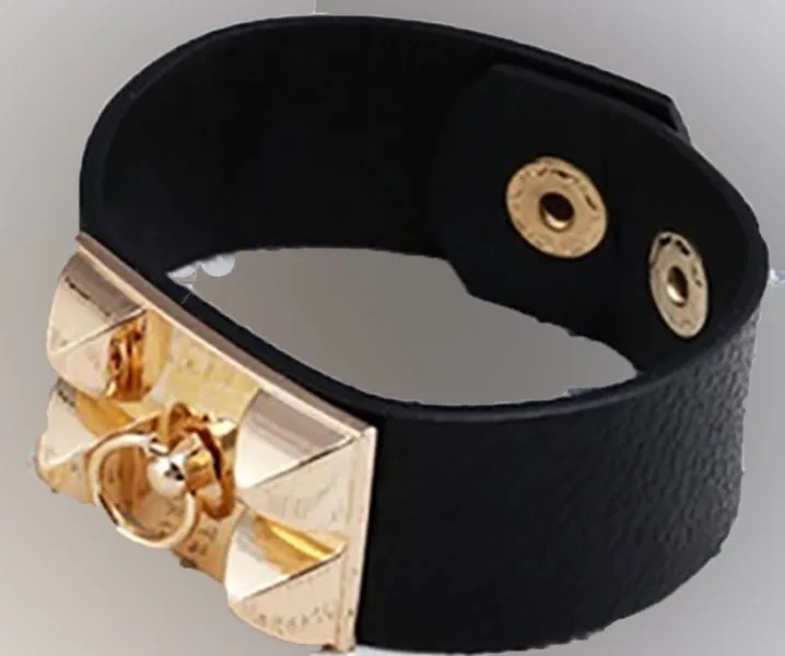 Bracciale in pelle — foto 2 dell'alert A12/00570/20
