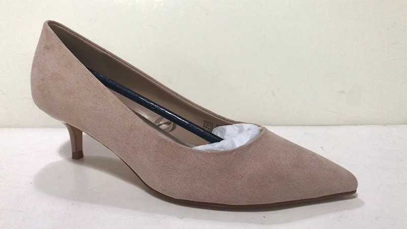 Scarpa da donna «Brauner Damenschuh "Wide Fit Extra Comfort" ("Nude Colour")» (Primark)