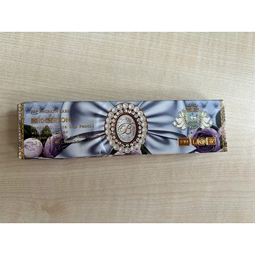 Fodera per labbra «Bridgerton 316 Cosmic Vibes» — foto 1 dell'alert A12/03694/24