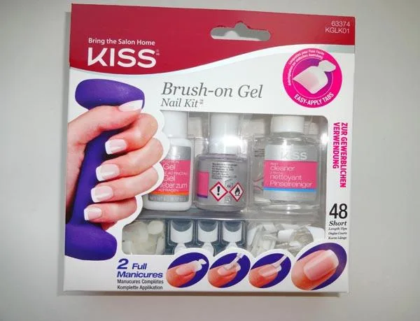 Kit unghie artificiali «Brush – on Gel Nail Kit» — foto 1 dell'alert A12/1773/19
