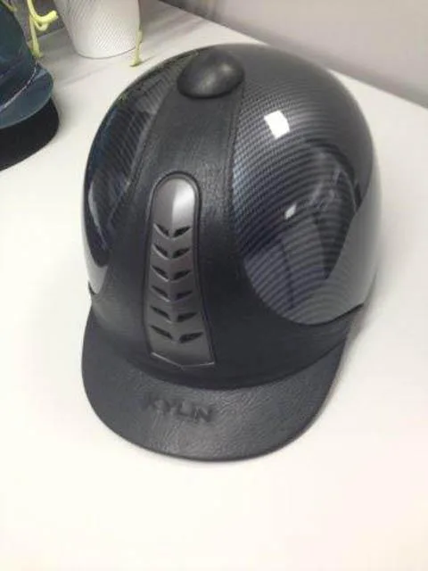 Casco equestre «BT Proffs» — foto 2 dell'alert A12/1623/13