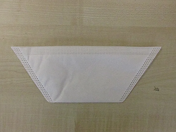 Maschera filtro particella «BTL Respirator FLAT-FIT Healthcare Respirator BTL» — foto 1 dell'alert A12/00431/21