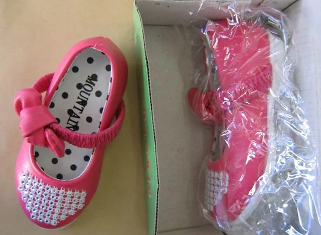 Scarpe da donna & #13; & #13; «Bubulingxian» — foto 2 dell'alert A12/0470/13