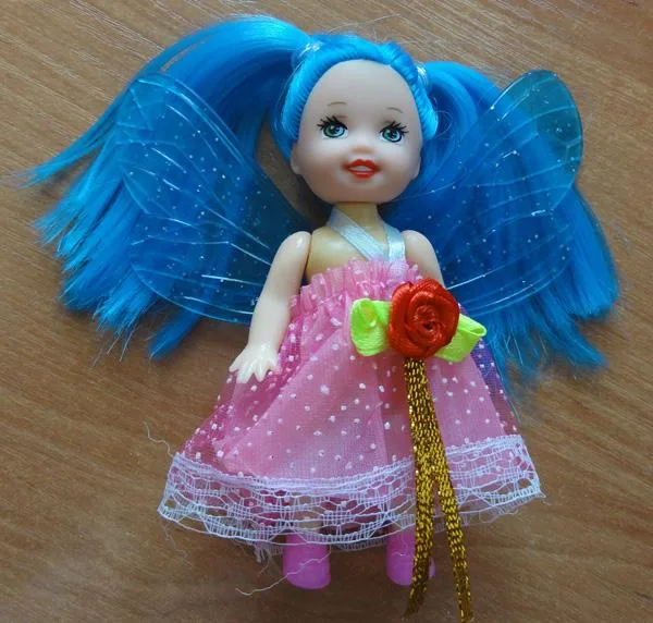 Bambola di plastica «Butterfly Magically» — foto 4 dell'alert A12/1806/18