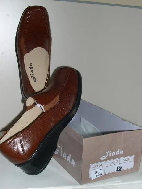 Calzature da donna (Jiada)