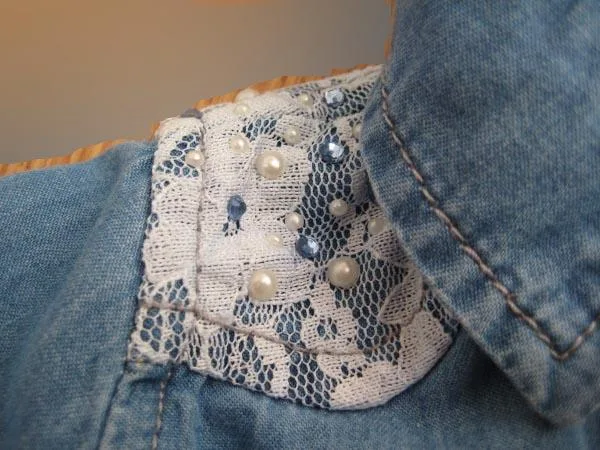 Camicia da donna in denim — foto 2 dell'alert A12/1495/15