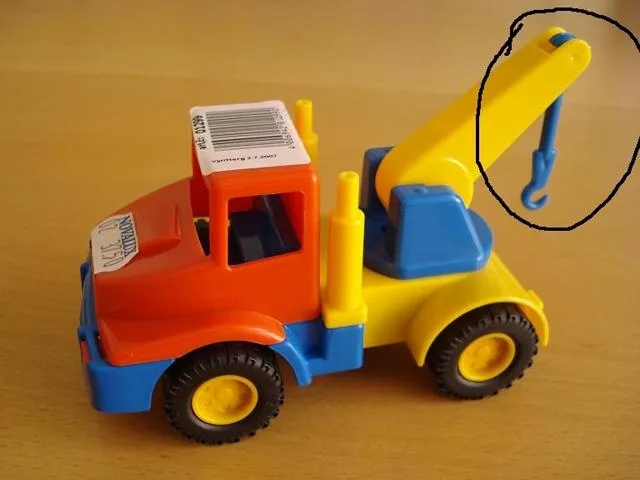 Camion giocattolo (Lena)