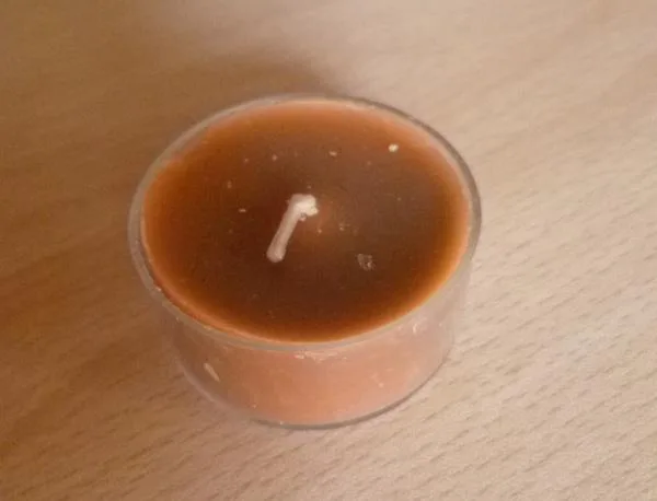 Candela leggera di tè (Maisen)