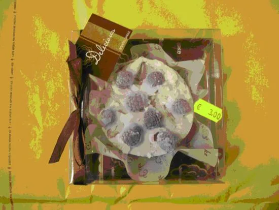 Candele – Candele a forma di Bun con fragranze di cioccolato e bacche, vale a dire cioccolato e mirtillo; cioccolato e mora; cioccolato e fragola — foto 3 dell'alert 1133/07