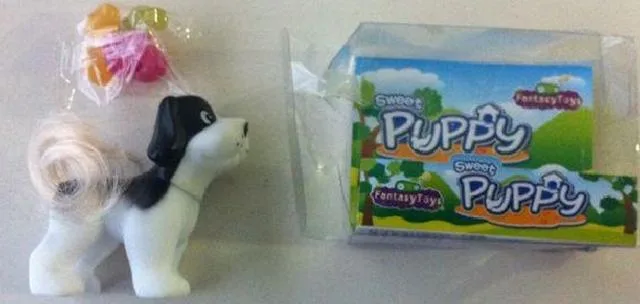 Cane di plastica con dolci "Cucciolo dolce" &amp; #13; &amp; #13; (Fantasy Toys)