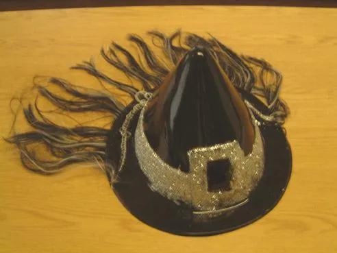 Cappello e parrucca da strega per bambini (Halsall)