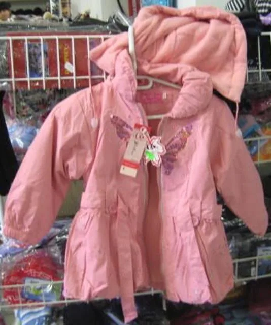 Cappotto delle ragazze — foto 2 dell'alert 0427/12
