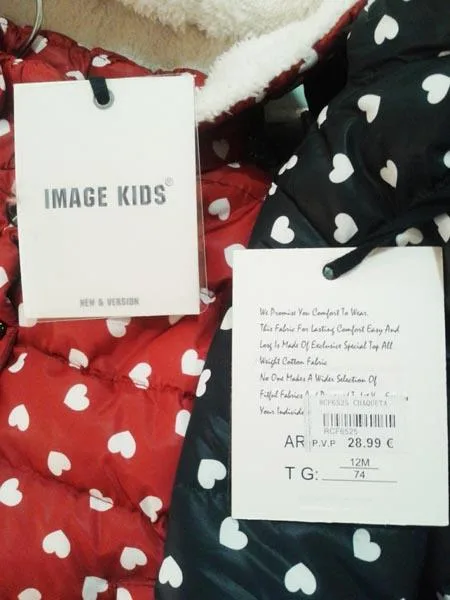 Cappotto per bambini con zaino in peluche (Image Kids)