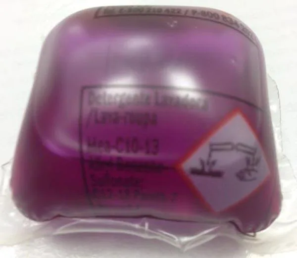 Detergente per capsule liquide «Cápsulas Puntomatic Explosión de Perfume» — foto 3 dell'alert A12/0419/17