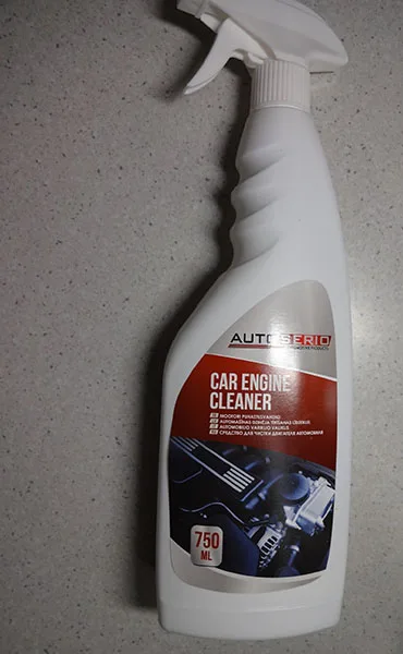 Pulitore del motore dell'automobile «Car Engine Cleaner» (AUTOSERIO)