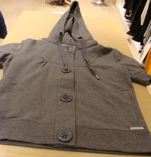 Cardigan della ragazza (Lu Lu)