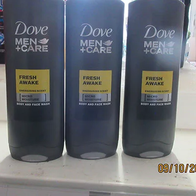 Lavaggio del corpo «CARE BODY AND FACE WASH» (Dove)