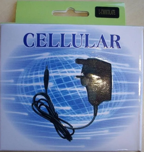 Caricabatterie "L-Chocolate Cellular Charger" & #13; & #13; — foto 1 dell'alert 0765/12