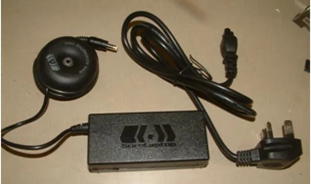 Caricabatterie per laptop – Adattatore AC/DC 19v — foto 1 dell'alert 1013/10